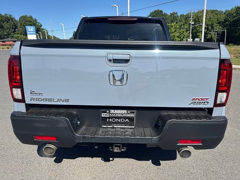 Used 2023 Honda Ridgeline Sport image 4