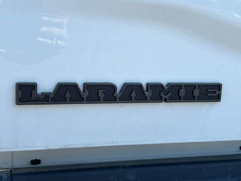 Used 2025 RAM 3500 Laramie AWD/4WD image 2