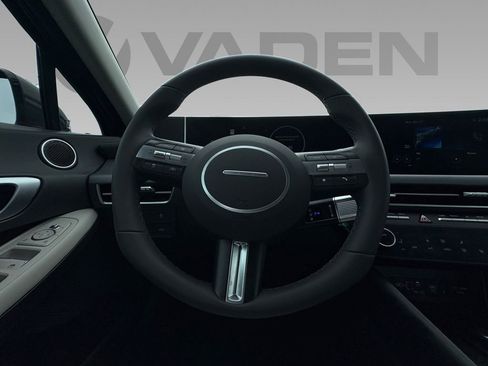 New 2024 Hyundai Sonata SEL w/ Convenience Package image 15