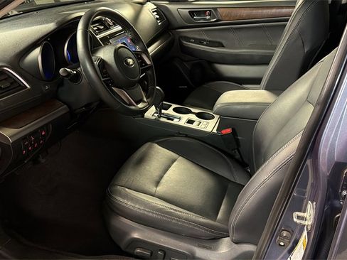 Used 2018 Subaru Outback 2.5i Limited image 30