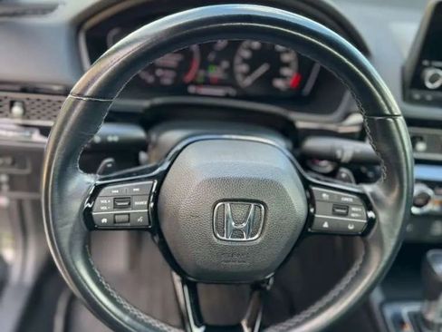 Used 2022 Honda Civic Sport image 8