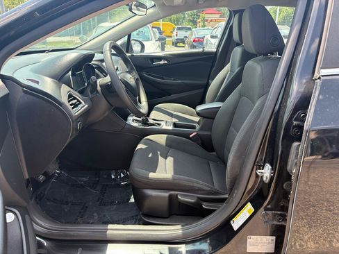 Used 2016 Chevrolet Cruze LT FWD image 20