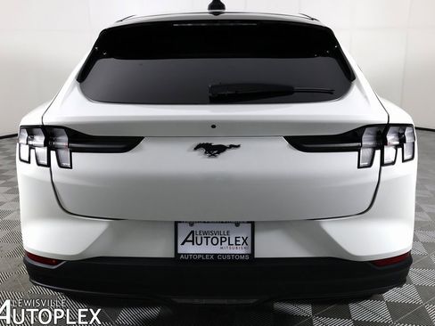 Used 2025 Ford Mustang Mach-E Premium image 6