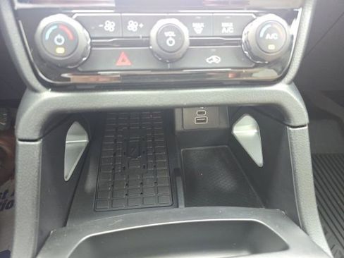 Used 2024 Ford Ranger Lariat w/ FX4 Off-Road Package image 22