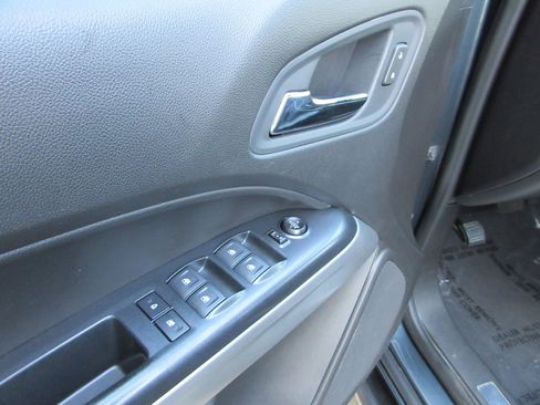 Used 2019 Chevrolet Colorado ZR2 AWD/4WD image 31