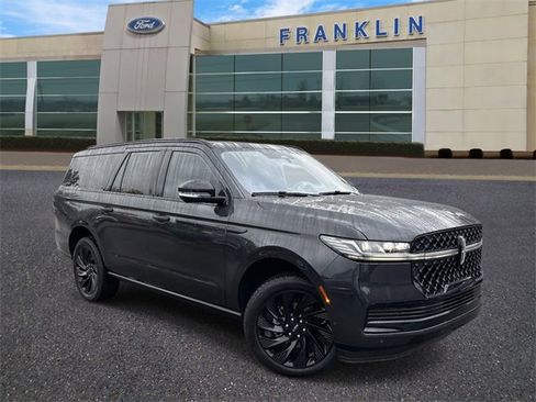 New 2025 Lincoln Navigator L Reserve w/ Jet Appearance Package image 1