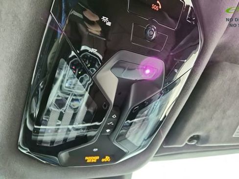 Used 2023 BMW i7 xDrive60 AWD/4WD image 51