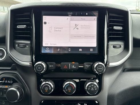 New 2026 RAM 1500 Express AWD/4WD image 15