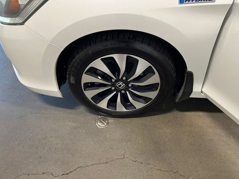 Used 2015 Honda Accord EX-L image 30