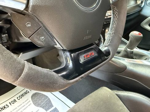 Used 2018 Chevrolet Camaro SS RWD image 11