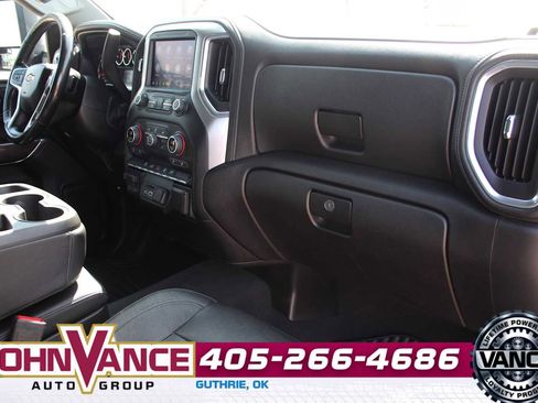 Used 2020 Chevrolet Silverado 2500 LTZ w/ Z71 Off-Road Package AWD/4WD image 18