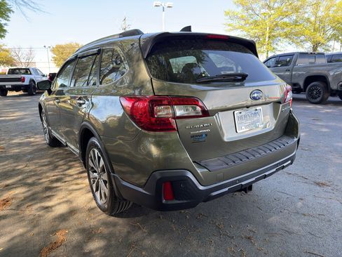 Used 2019 Subaru Outback 2.5i Touring w/ Protection Package #1 AWD/4WD image 6