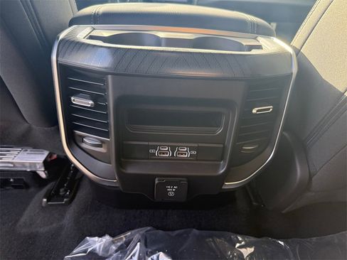 Used 2025 RAM 1500 Big Horn image 25
