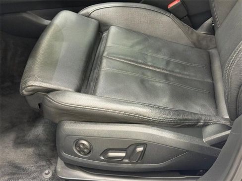 Used 2017 Audi A4 2.0T Premium Plus w/ Premium Plus Package image 21