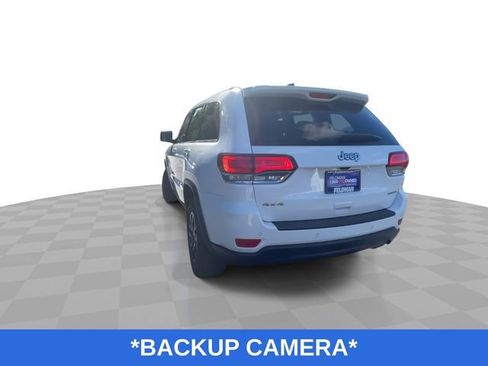 Used 2021 Jeep Grand Cherokee Laredo image 8