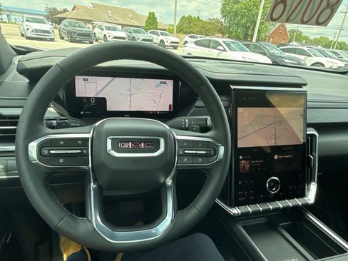 New 2026 GMC Acadia Elevation w/ Elevation Premium Package FWD image 38