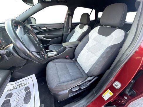 Used 2024 Chevrolet Trax RS w/ Driver Confidence Package FWD image 13