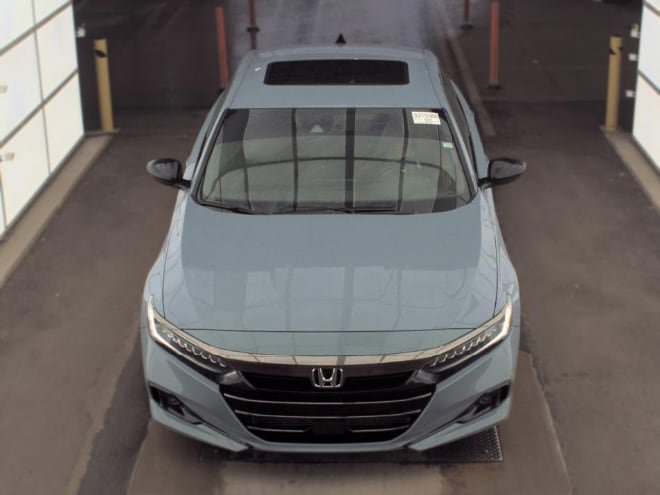 Used 2022 Honda Accord Sport image 2