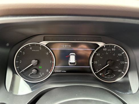 Certified 2023 Nissan Rogue SV image 18