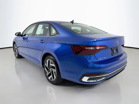 Used 2023 Volkswagen Jetta SEL FWD image 5