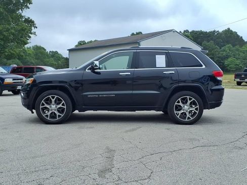 Used 2019 Jeep Grand Cherokee Overland AWD/4WD image 7