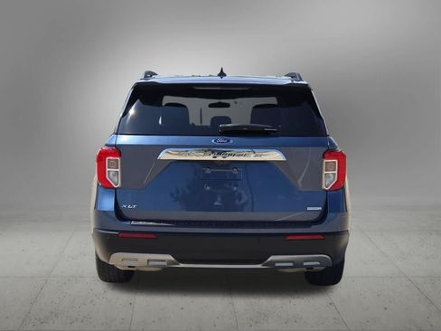 Used 2020 Ford Explorer XLT w/ Equipment Group 202A RWD image 5