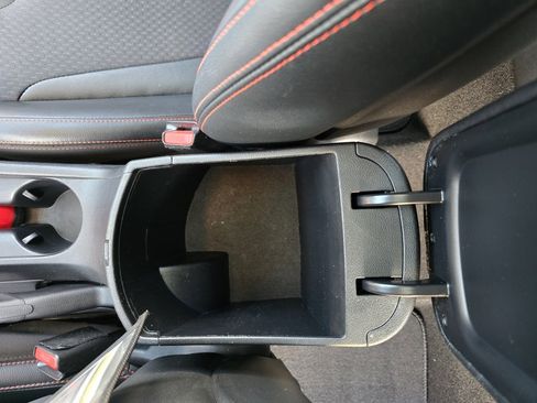 Used 2020 Hyundai Veloster Turbo image 20