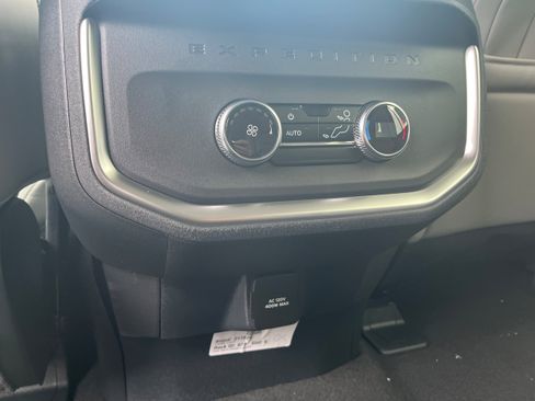 New 2026 Ford Expedition Max Active AWD/4WD image 11