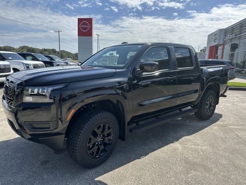 New 2026 Nissan Frontier SV w/ Tow Package image 2