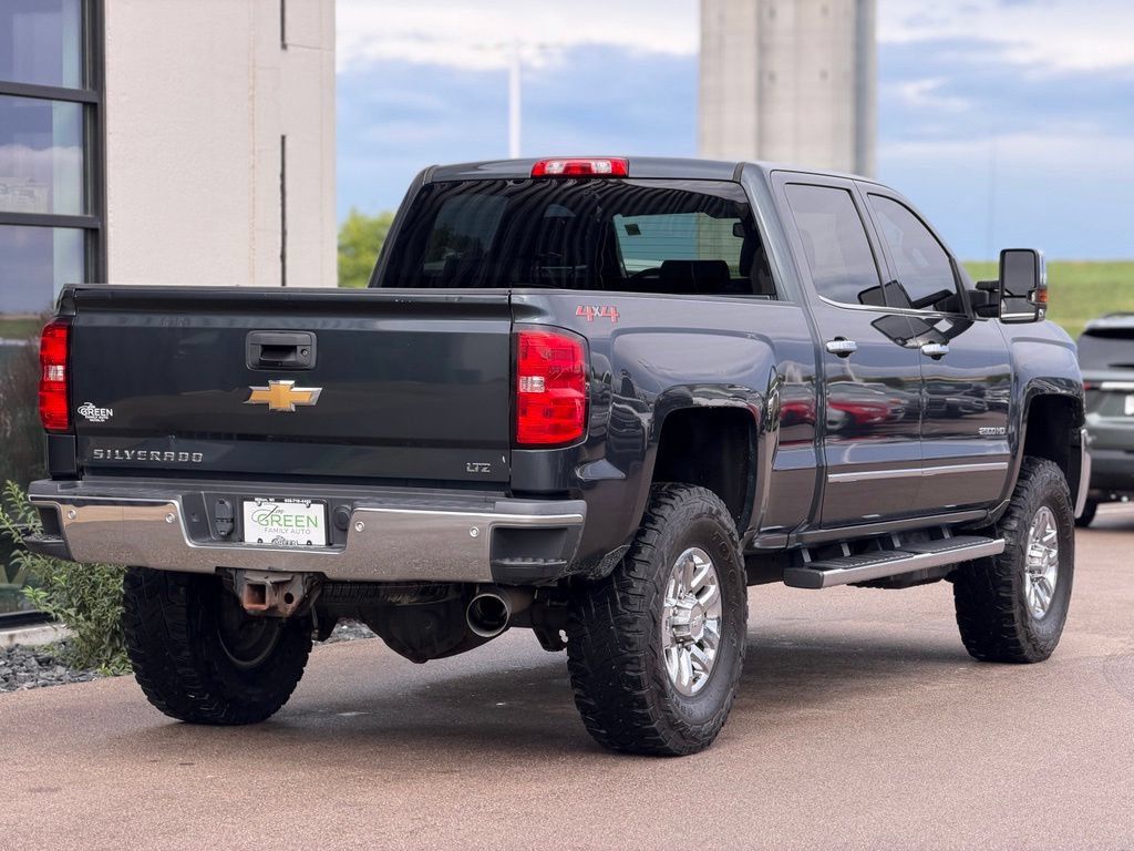 Used 2019 Chevrolet Silverado 2500 LTZ w/ Duramax Plus Package AWD/4WD image 5