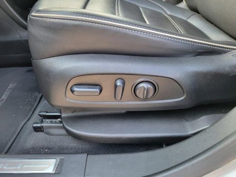 Used 2023 GMC Acadia Denali w/ Denali Ultimate Package image 25