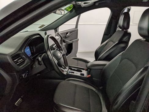 Used 2023 Ford Escape ST-Line w/ Tech Pack #1 FWD image 15