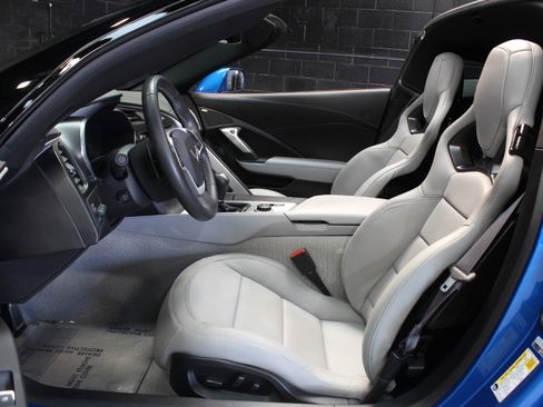 Used 2015 Chevrolet Corvette Stingray Coupe w/ 2LT Preferred Equipment Group image 45