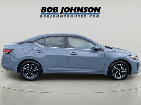 Used 2025 Nissan Sentra SV w/ All-Weather Package FWD image 8