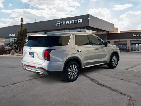 Certified 2024 Hyundai Palisade SEL image 5