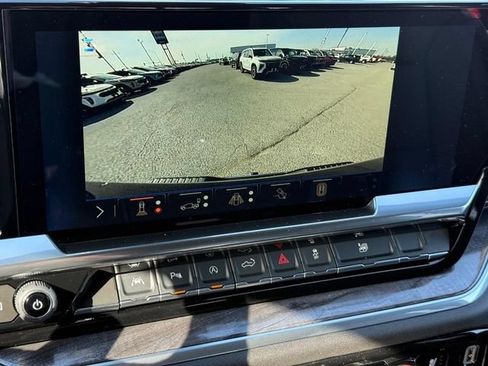 New 2026 Chevrolet Silverado 1500 LTZ w/ Technology Package AWD/4WD image 12