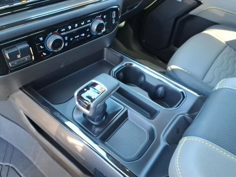 Used 2025 Chevrolet Silverado 1500 ZR2 w/ Technology Package AWD/4WD image 23