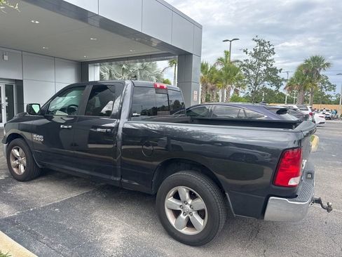 Used 2017 RAM 1500 Big Horn RWD image 3