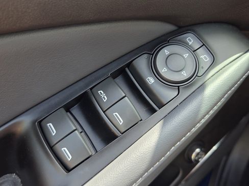 Certified 2023 Buick Enclave Essence FWD image 29