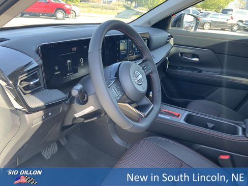 New 2026 Nissan Kicks SR w/ SR Premium Package image 6