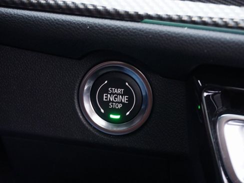 Certified 2025 Chevrolet Traverse High Country image 18