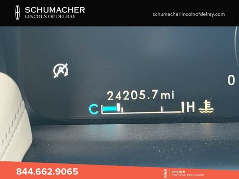Used 2023 Lincoln Nautilus FWD w/ Premium Package image 21
