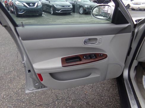 Used 2008 Buick LaCrosse CX image 20