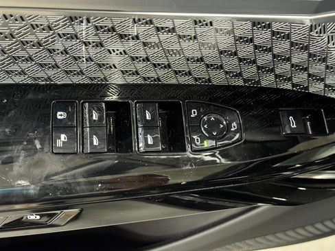 New 2026 BMW 760i xDrive w/ Executive Package image 25