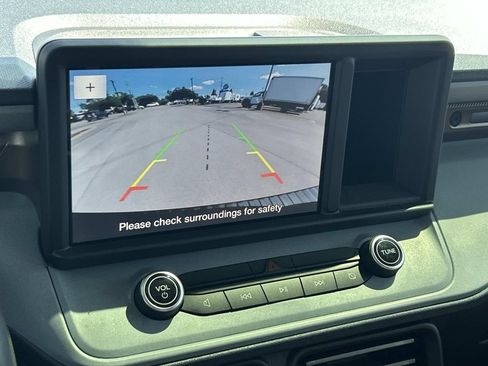 Used 2023 Ford Maverick Lariat FWD image 30
