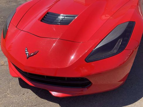 Used 2016 Chevrolet Corvette Stingray Coupe RWD image 9