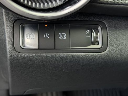 New 2026 Chevrolet Equinox LT w/ Convenience Package II FWD image 17