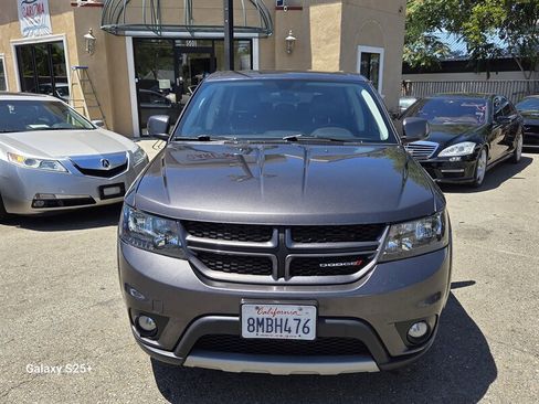 Used 2018 Dodge Journey GT FWD image 2