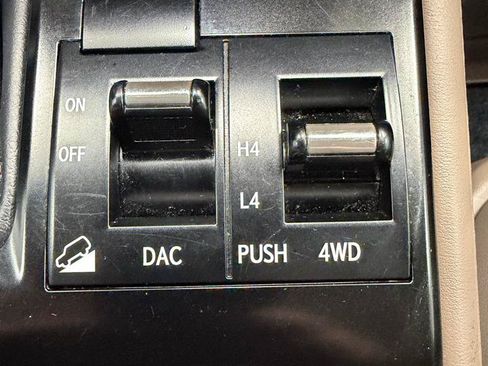 Used 2021 Lexus GX 460 Premium AWD/4WD image 26