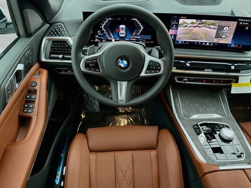 New 2027 BMW X7 xDrive40i w/ Executive Package AWD/4WD image 18